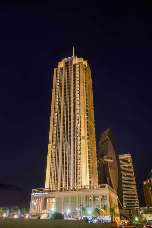 Wyndham Grand Doha West Bay Beach Экстерьер фото The Four Seasons Hotel, Bangkok