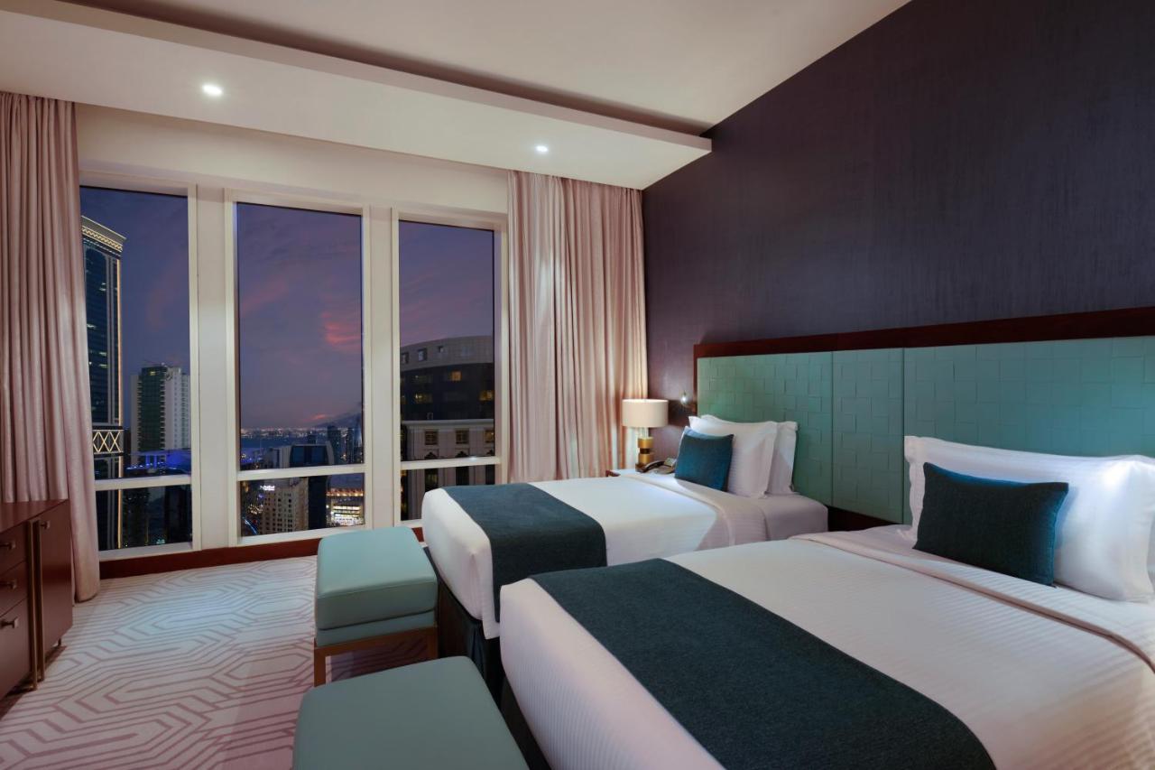 Wyndham Grand Doha West Bay Beach Экстерьер фото Deluxe Room