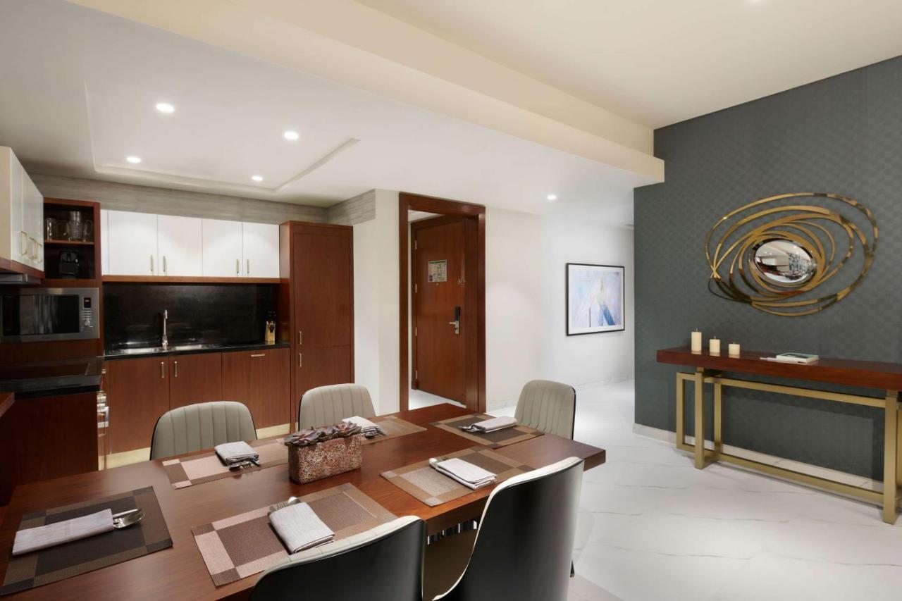 Wyndham Grand Doha West Bay Beach Экстерьер фото Office