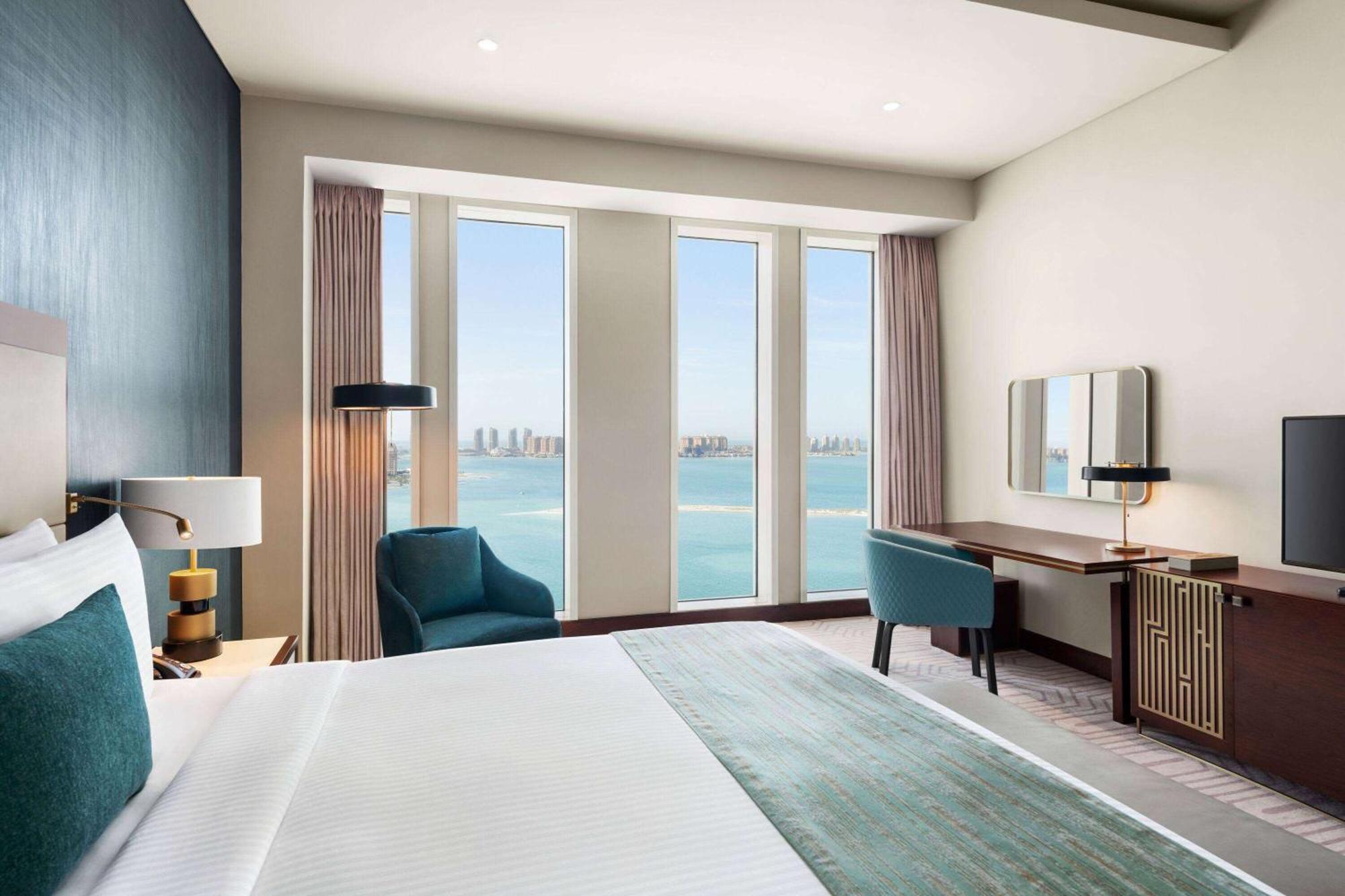 Wyndham Grand Doha West Bay Beach Экстерьер фото