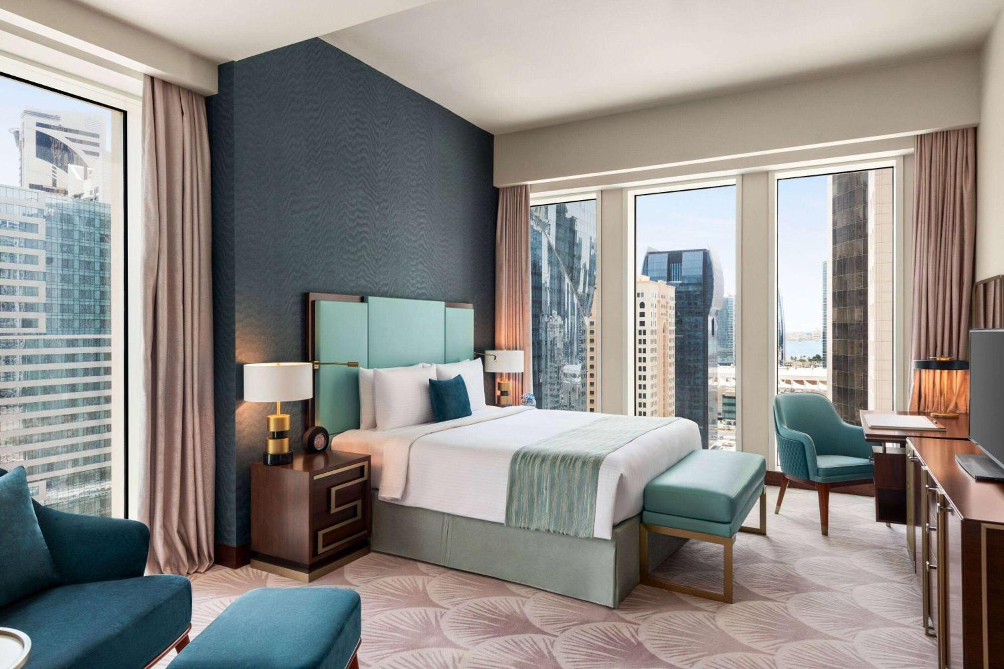 Wyndham Grand Doha West Bay Beach Экстерьер фото
